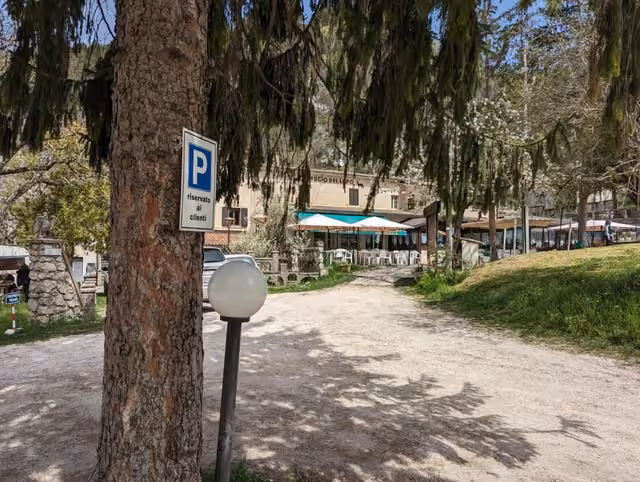 Paesaggio naturale intorno al Rifugio del Lupo a Scanno